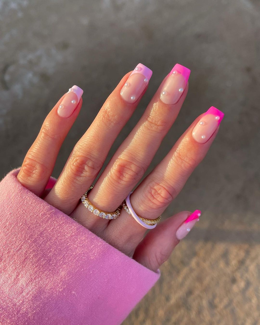 30 Fabulous Barbie Nails To Keep Up With The Barbiecore Trend - 249